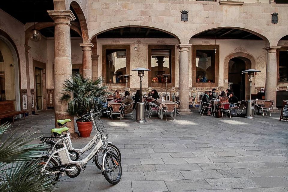 Barcelona: Private 5 Neighborhoods Tour by Electric Bike - Electric Bike Experience