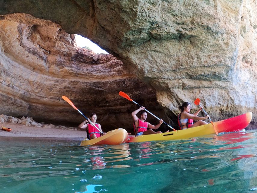 Benagil: Kayaking Adventure in Benagil Caves & Marinha Beach - Meeting and Preparation