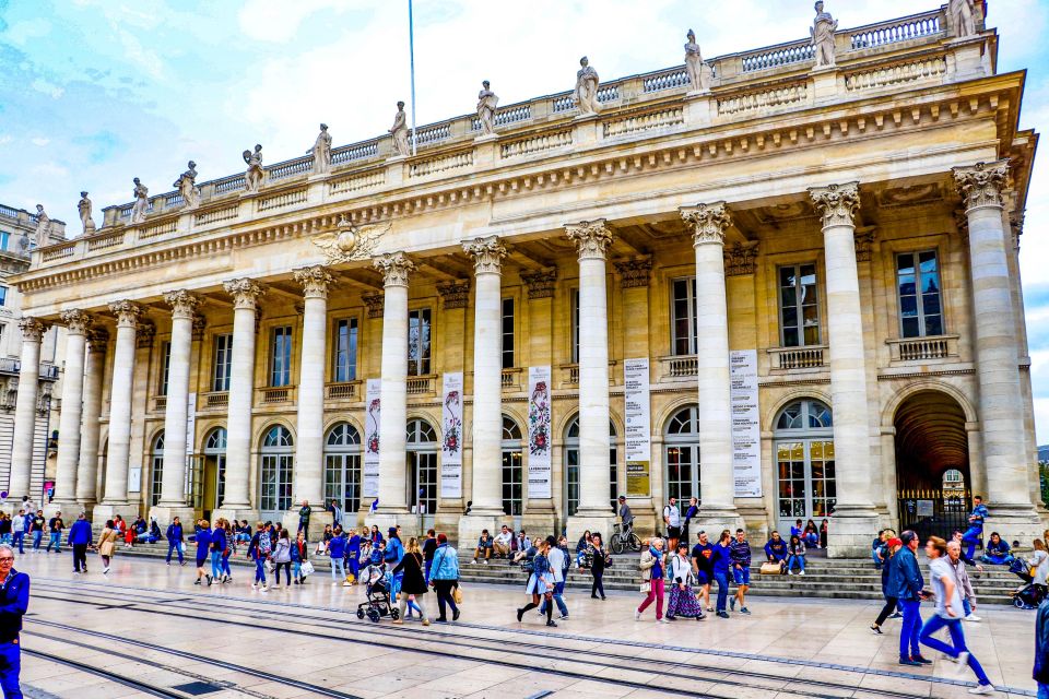 Bordeaux: Private Exclusive History Tour With a Local Expert - The English Influence on Bordeaux