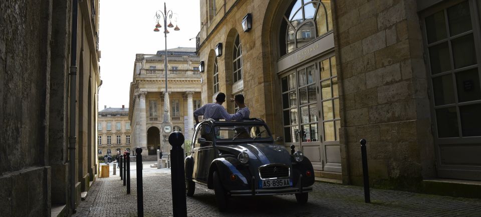 Bordeaux: Private Tour in a Citroën 2CV 3h - Visit to a Prestigious Château