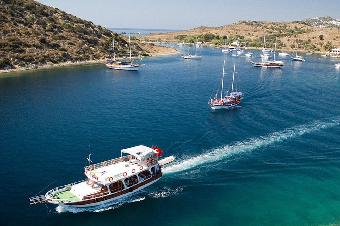 Daily Boat Trip in Bodrum With Lunch - Positive Experiences Highlighted