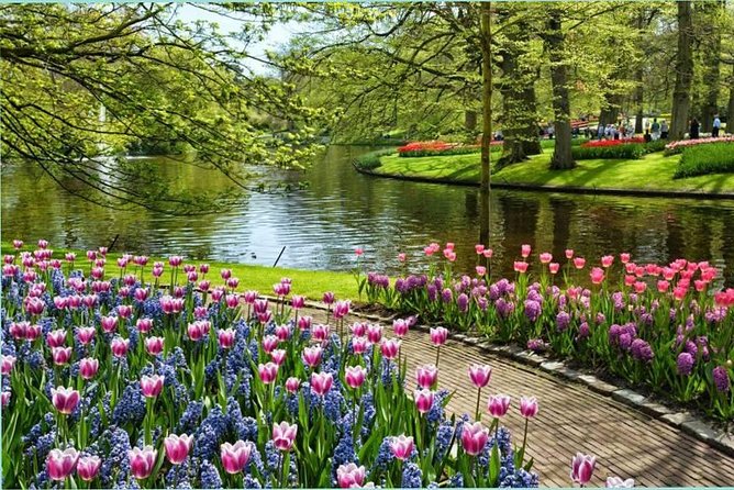 Day Trip to Keukenhof Gardens From Amsterdam With Tour Guide - Botanical History of the Park