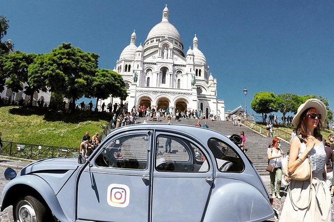 Discovery of Montmartre in a 2CV - 45 Min - Transportation and Duration