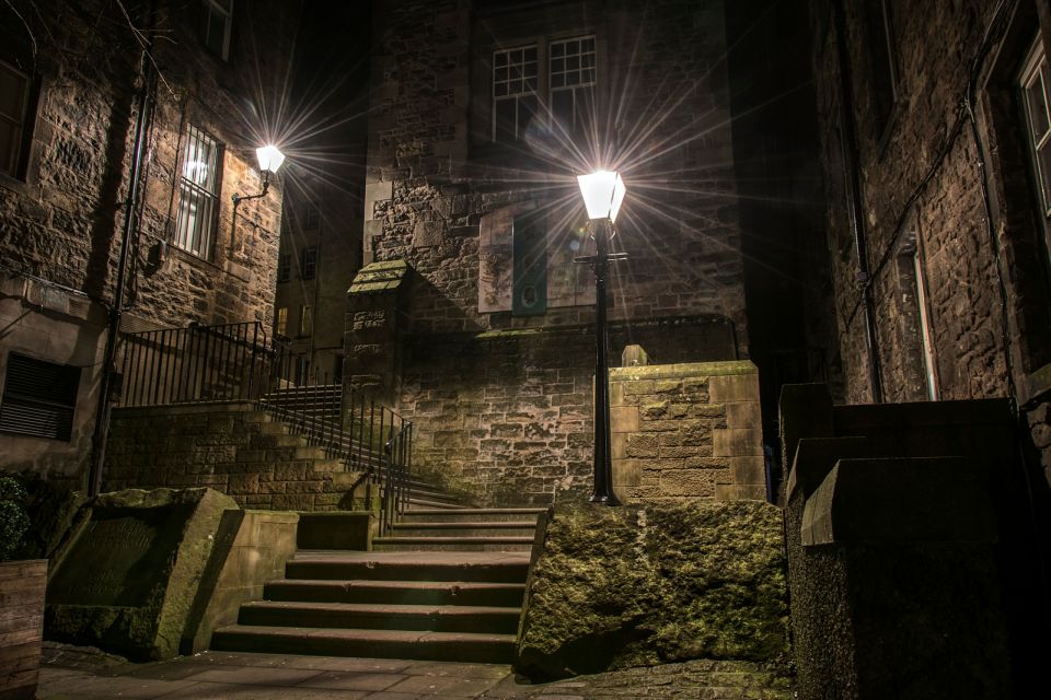 Edinburgh: Guided Ghost Walking Tour in English - Tour Duration and Availability