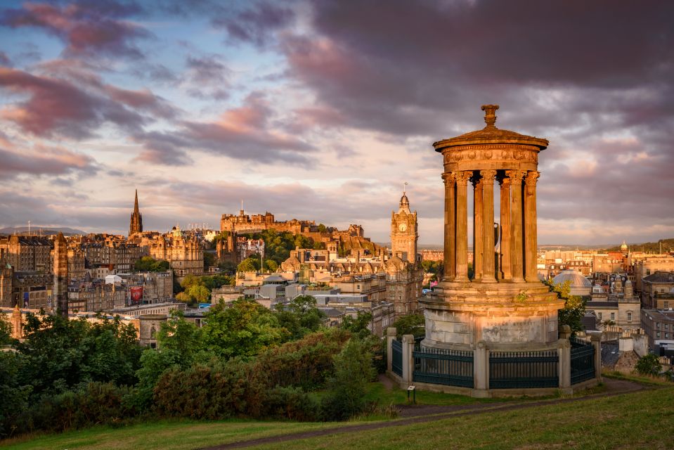 Edinburghs Hidden Treasures Black Taxi Tour - Discovering Public Execution History