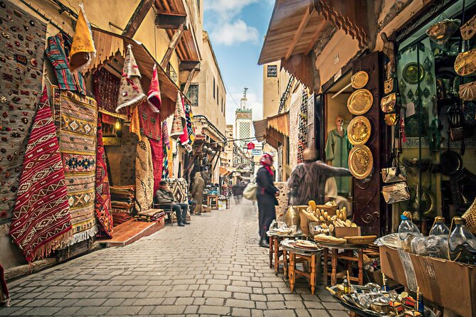 Exclusive Fez Medina Walking Tour With Private Guide - Pickup and Accessibility