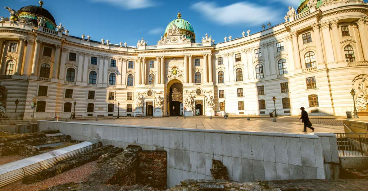 First Time in Vienna: Walking In-App Audio (ENG) - St. Stephens Cathedral and Graben Street