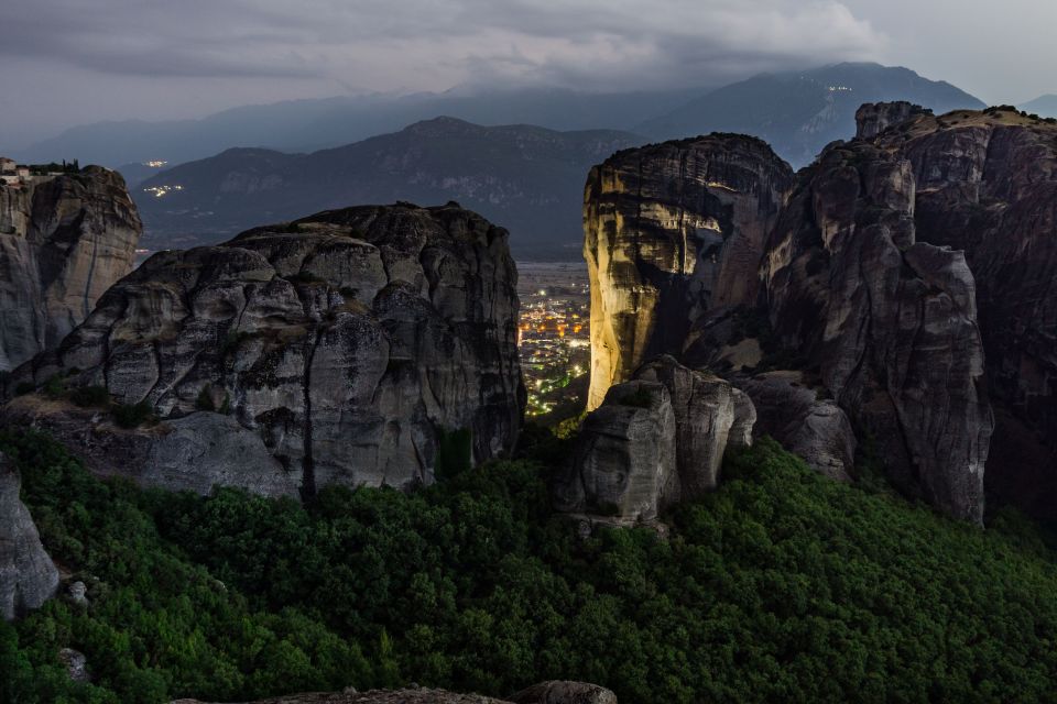 From Athens: Delphi and Meteora 2-Day Tour With Hotel - Inclusions and Accommodation