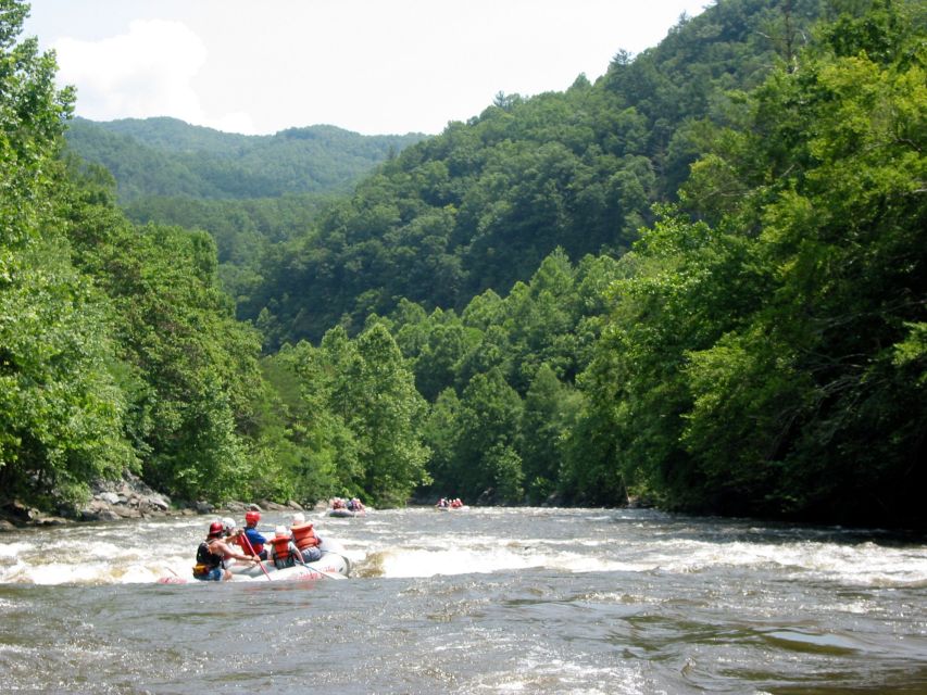 From Hartford: Upper Pigeon River White Water Rafting Tour - Safety and Requirements