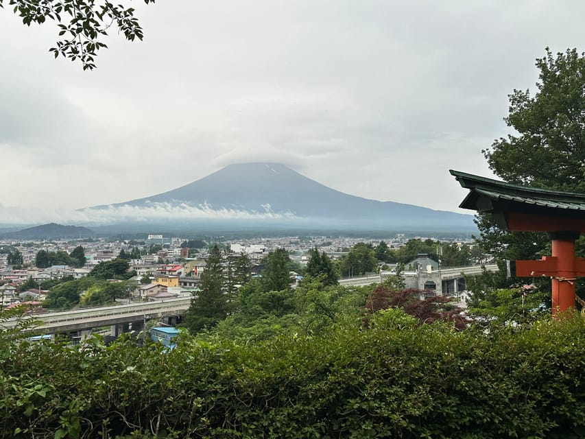 From Tokyo&Yokohama:M.Fuji Day Trip With Eng Speaking Driver - Chureito Pagoda