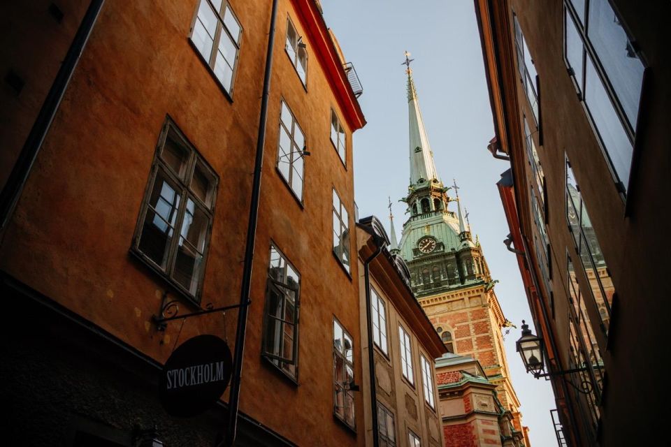 Gamla Stan: Essential Tour of Stockholm - Navigating Gamla Stan