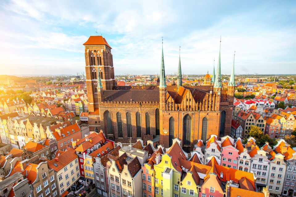 Gdansk: Luxury Old Town Walking Tour For Scandinavians - Tour Details