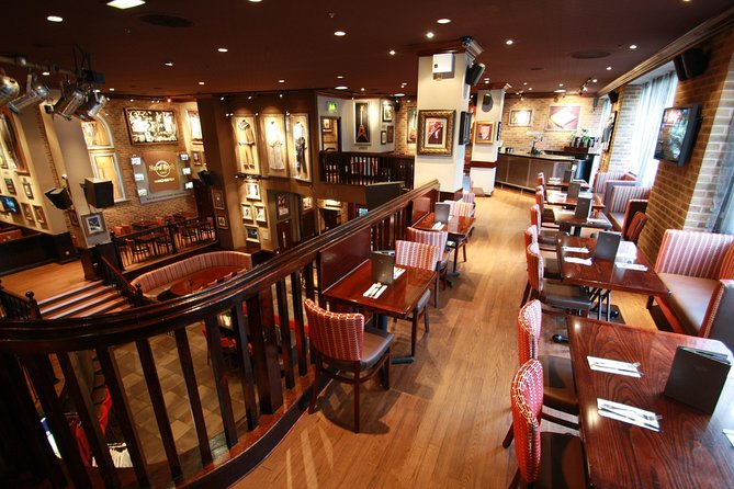 Hard Rock Cafe Manchester With Set Menu for Lunch or Dinner - Location and How to Get There