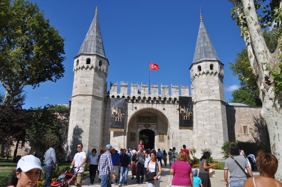 Istanbul: Full-Day Tour With Grand Bazaar - Hagia Sophia