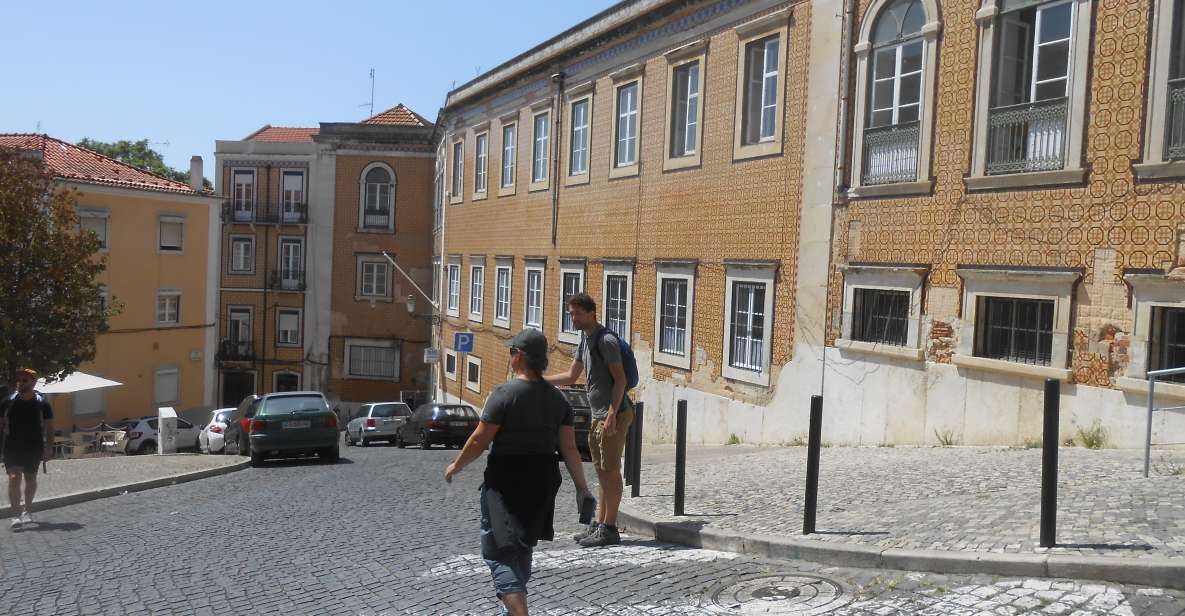 Lisbon Alfama Self-Guided Walking Tour & Scavenger Hunt - Experience Highlights