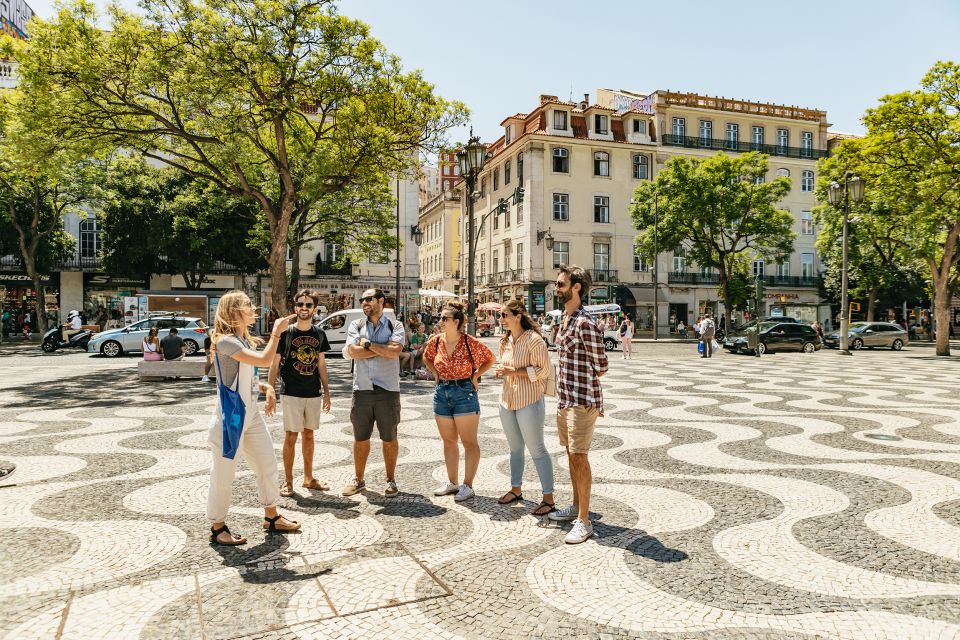 Lisbon: Food and Wine Small Group Walking Tour - Food and Drink Offerings