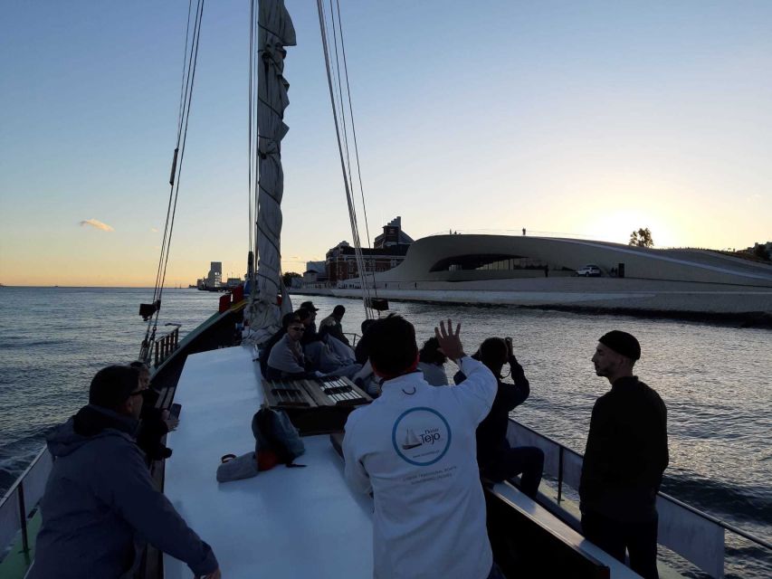 Lisbon: Tagus River Sunset Cruise in a Traditional Vessel - Itinerary Details