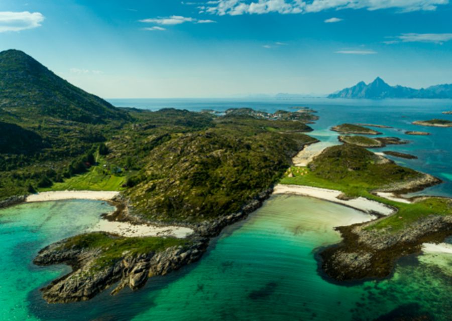 Lofoten: Guided Kayak Experience - Suitable for All Levels