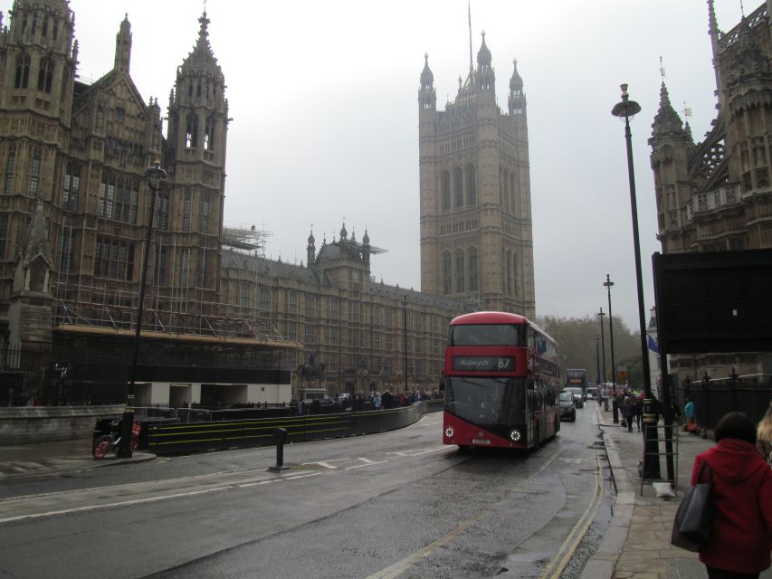 London: Best of London Day Tour With Pub Lunch - Whitehall and Westminster Landmarks