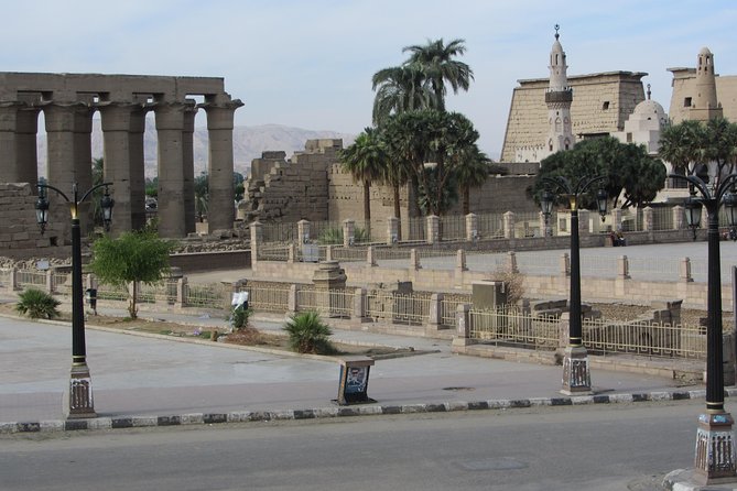 Luxor Full Day Private Tour: West Bank & East Bank - Temples & Tombs - Exploring the West Bank