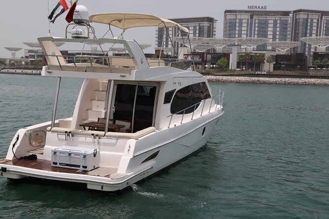 Luxury Yacht Charter : Dubai Marina, Atlantis The Palm & Burj Al Arab - Luxury Yacht Amenities