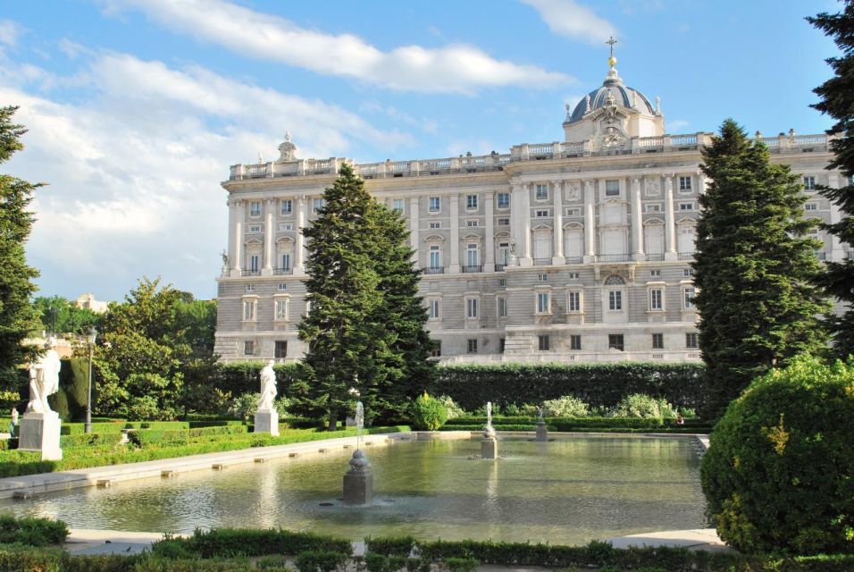 Madrid: Royal Palace Guided Tour With Skip-The-Line Ticket - Royal Palace Facts