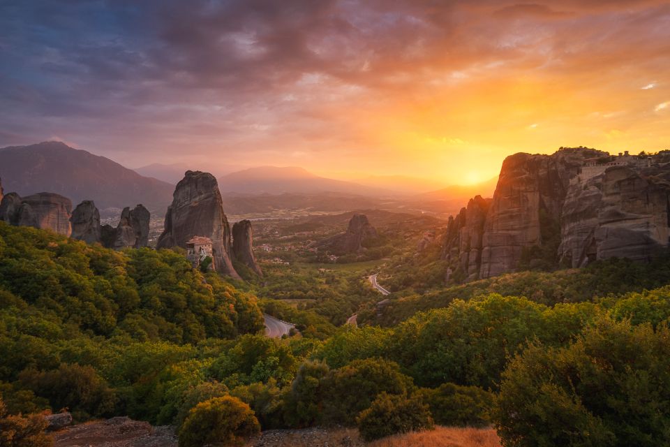 Meteora: Private Sunset Photography Tour - Experience Highlights