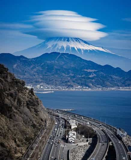 Mt Fuji Day Tour by Car With English Speaking Driver Guide - Highlights and Experiences