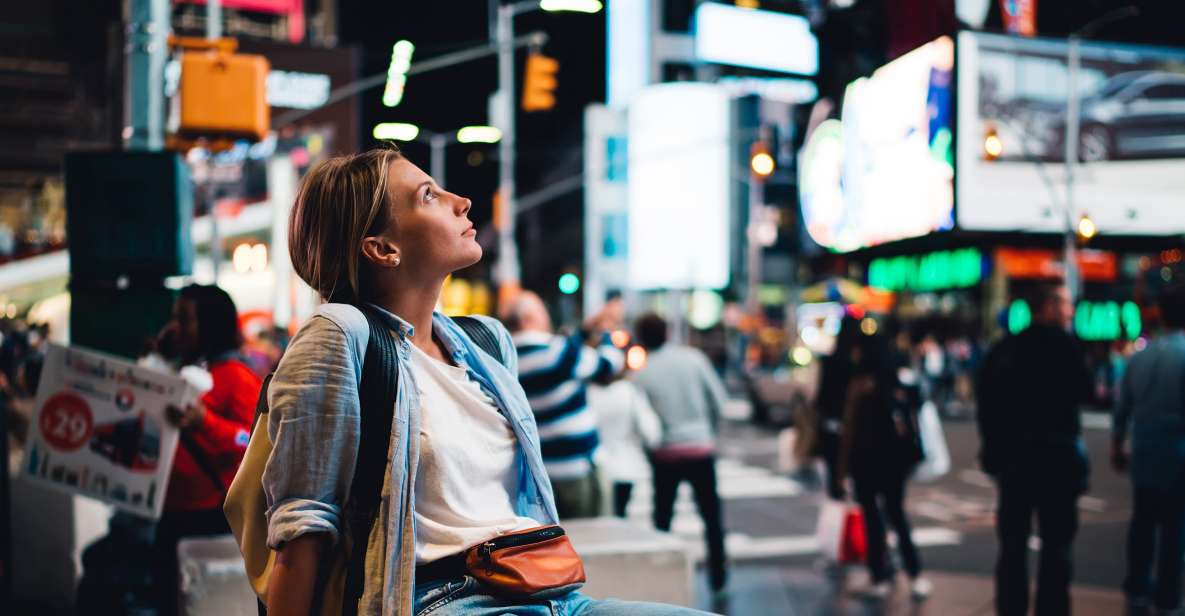 New York: Times Square Professional Photoshoot - Group Size and Duration