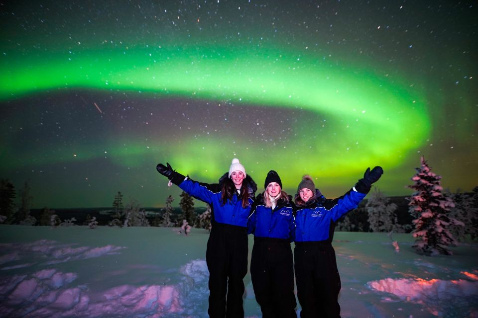 Night Snowshoeing Adventure Under the Northern Lights - Snowshoe Equipment and Attire