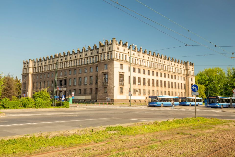 Nowa Huta: Crazy Tour of Krakow in Vintage Trabant - Unique Experience