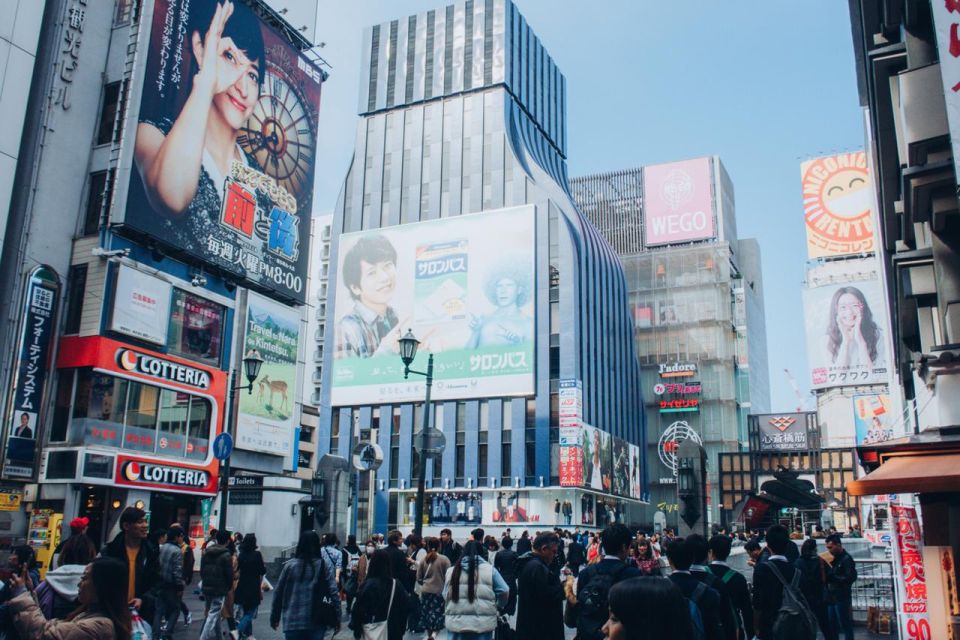 Osaka Flavor Walk: Dotombori District & Beyond - Iconic Dotombori Glico Sign