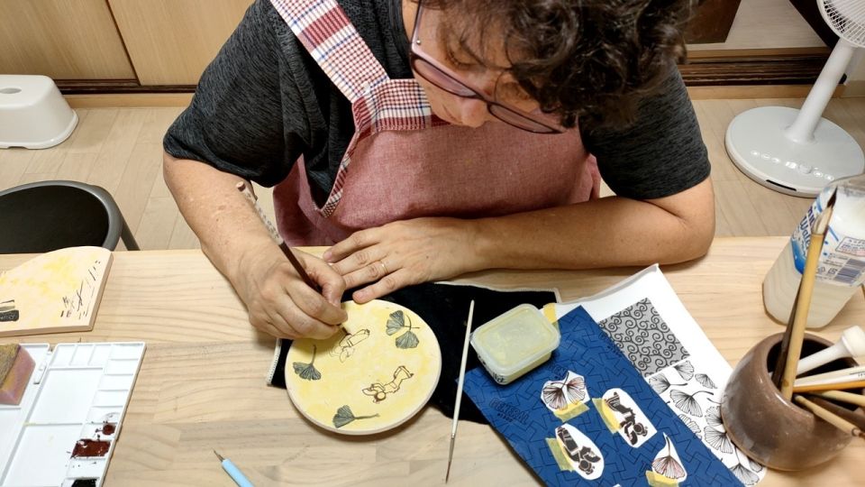 Osaka: Private Ceramic Painting Workshop - Workshop Details