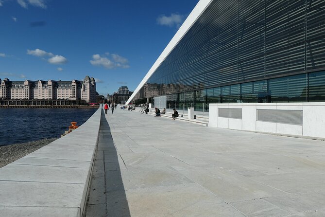 Oslo City Walks - The City of Contrasts - Blend of Past and Present