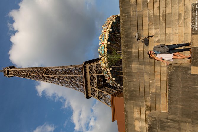 Paris 2-Hour Eiffel Tower Walking Tour With Professional Photo Shoot - Meeting Point and End Point