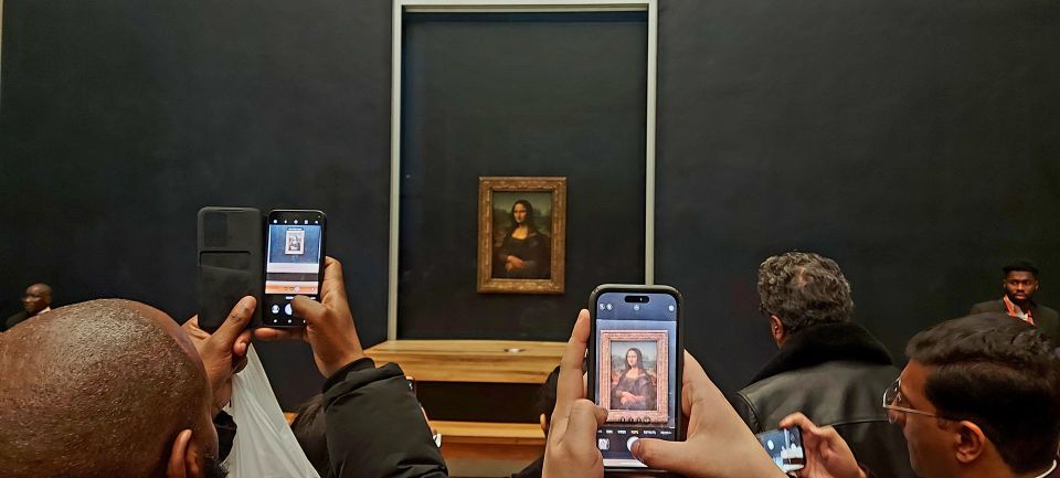 Paris: Louvre Museum Guided Tour of Famous Masterpieces - Tour Experience