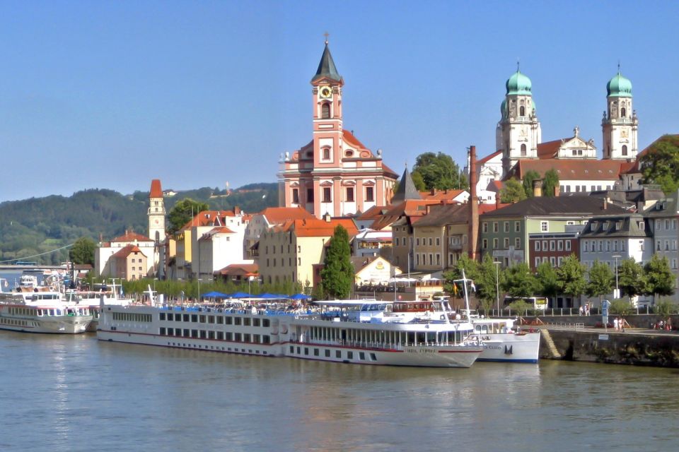 Passau: Private Day Trip to Cesky Krumlov in Czech Republic - Tour Highlights