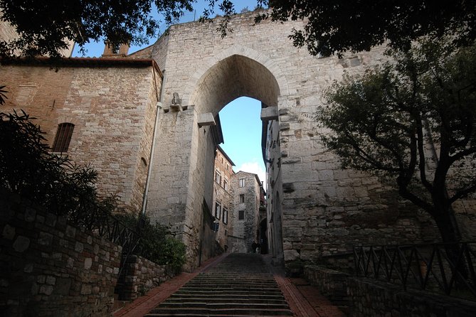 Perugia Private Walking Tour With Licensed Guide - Exploring Perugias History