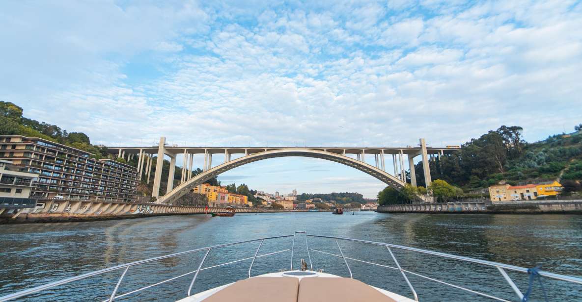 Porto - Douro Cruise With Port Wine and Snacks - Itinerary Details