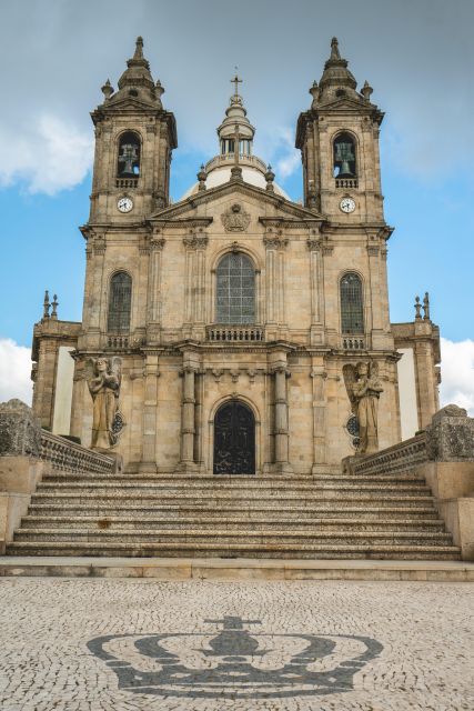 Porto to Braga Transfer: Explore Sameiro Sanctuary - Duration and Availability