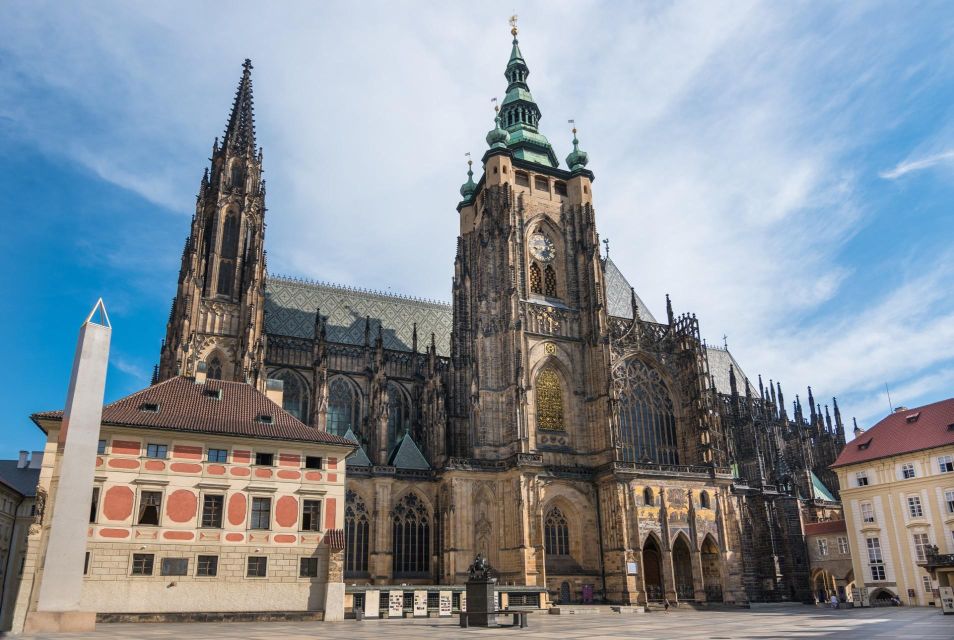 Prague Hradcany Castle, St Vitus Cathedral Tour With Tickets - Tour Options and Inclusions