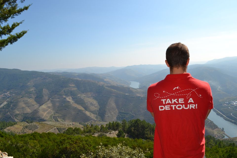 Private Douro Valley 4WD Tour With Wine Tasting and Picnic - Private Tour Exclusivity