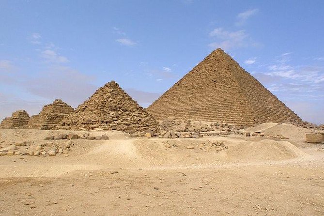 Private Giza Pyramids, Sphinx, Bazar, Musuem,Pyramids View Lunch - Private Guide Expertise