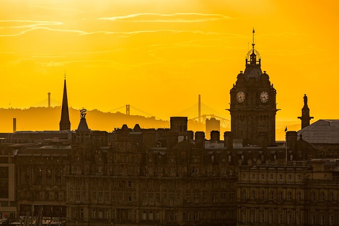 Private Photography & History Tour of Edinburgh With a Local - Learn From a Local Guide