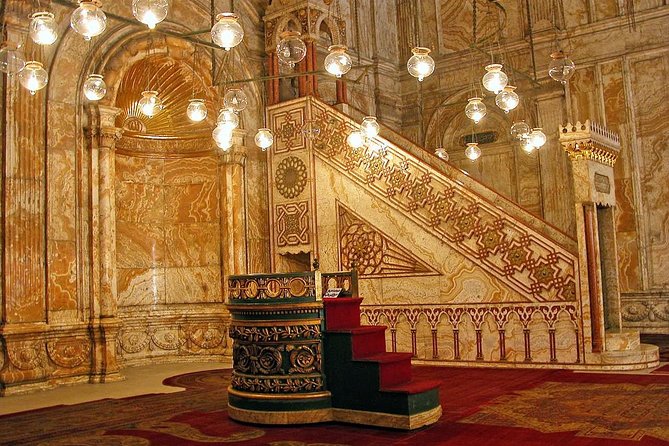 Private Tour to Coptic and Islamic Cairo - Visit Iconic Mosques and Churches