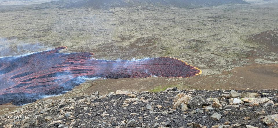 Reykjavik: Geldingadalir Volcano Hike and Blue Lagoon Visit - Hike Difficulty and Distance