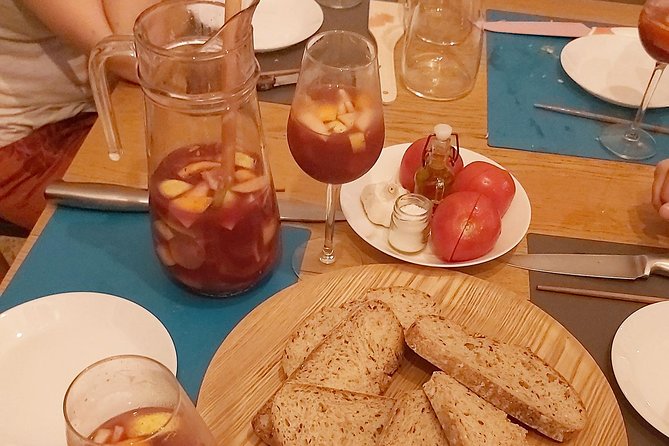 Sangria Cultural Workshop With Tapas - Modern Sangria Twist