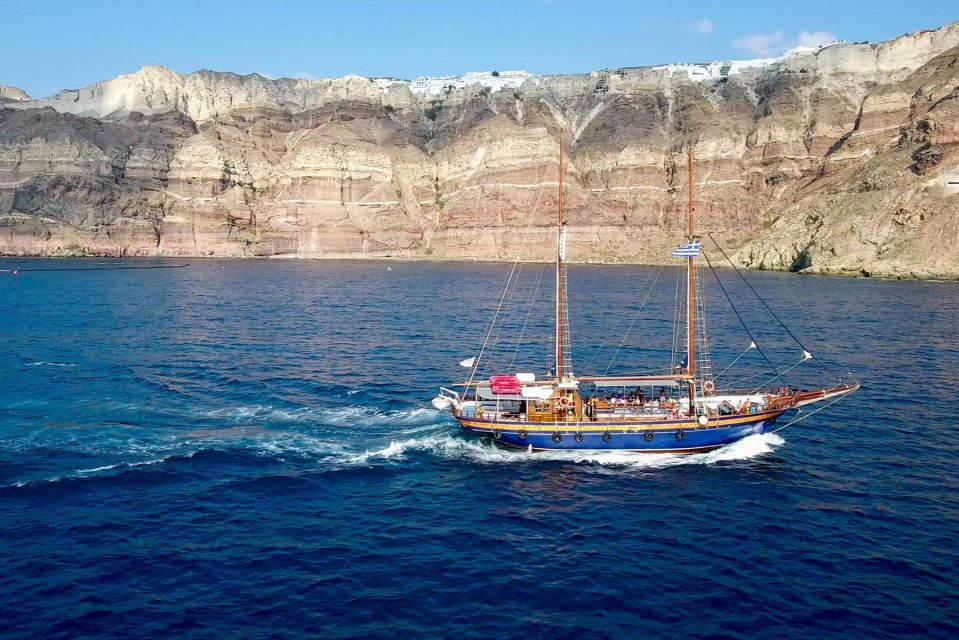 Santorini: Mythical Day Trip to Akrotiri With Volcano Cruise - Transportation and Accessibility