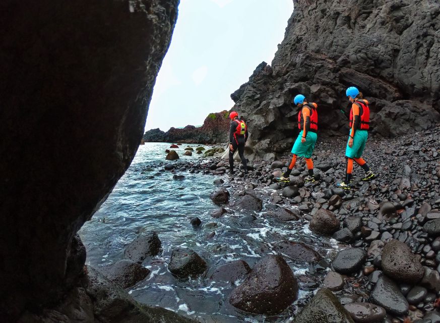 São Miguel: Coasteering Experience in Caloura - Climb, Jump, and Swim Activities