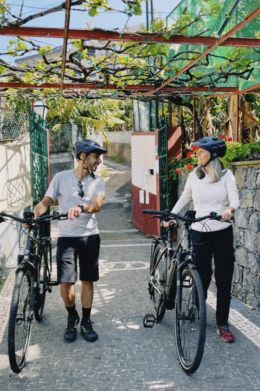 Self-Guided E-Bike Road Tour - Funchal to Câmara De Lobos - Equipment and Gear